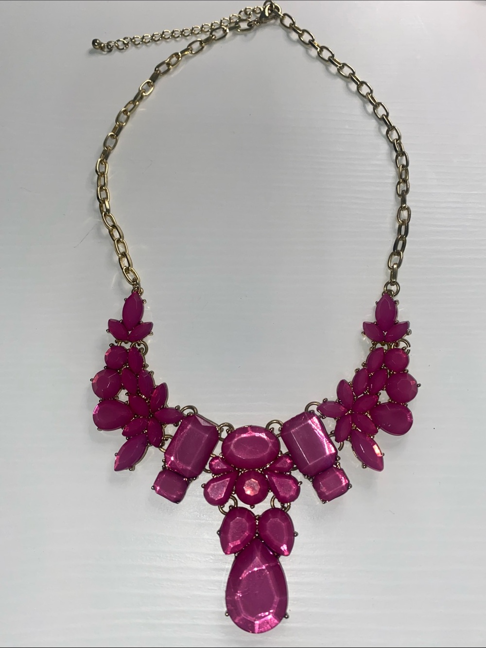 Gold-Chain Statement Necklace with Fuchsia Pink Gem Accents